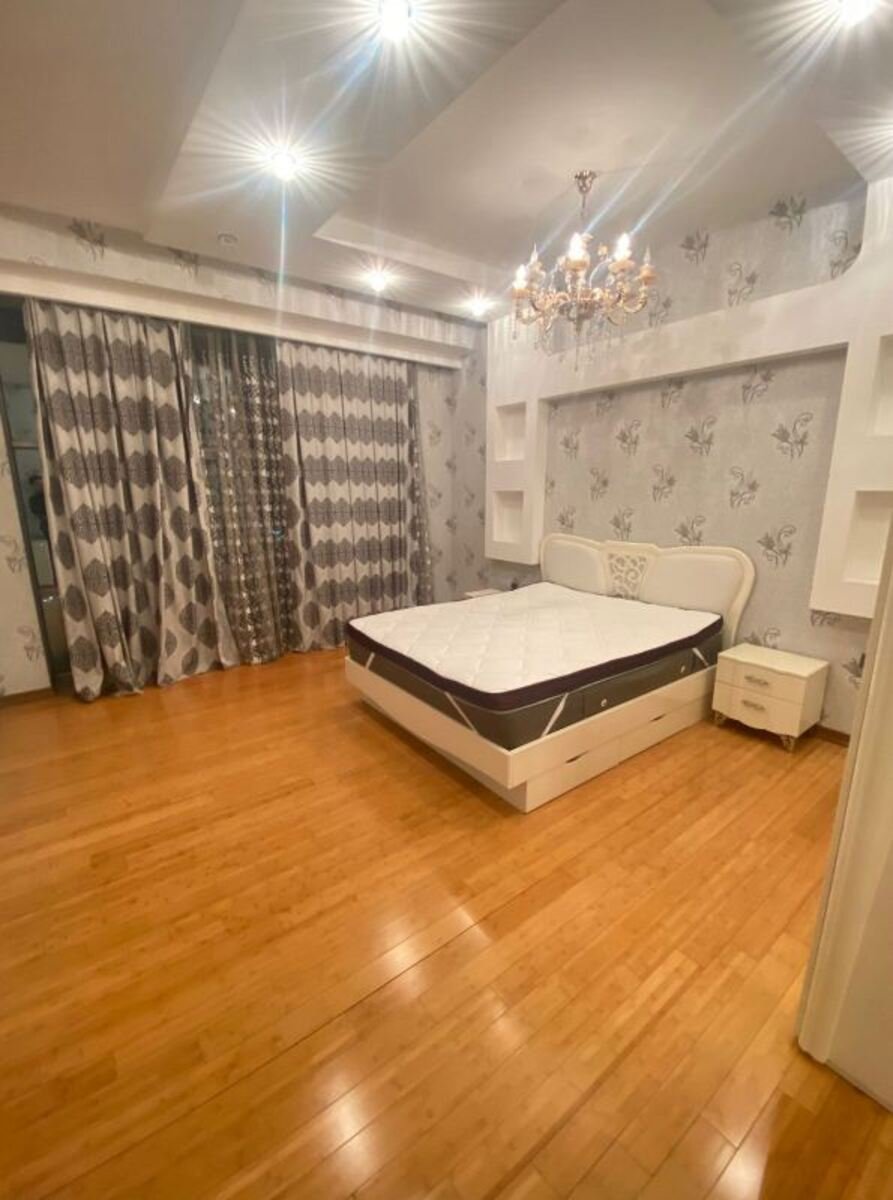 Kirayə verilir 4 otaqlı yeni tikili, 168 m², Nizami m.-3