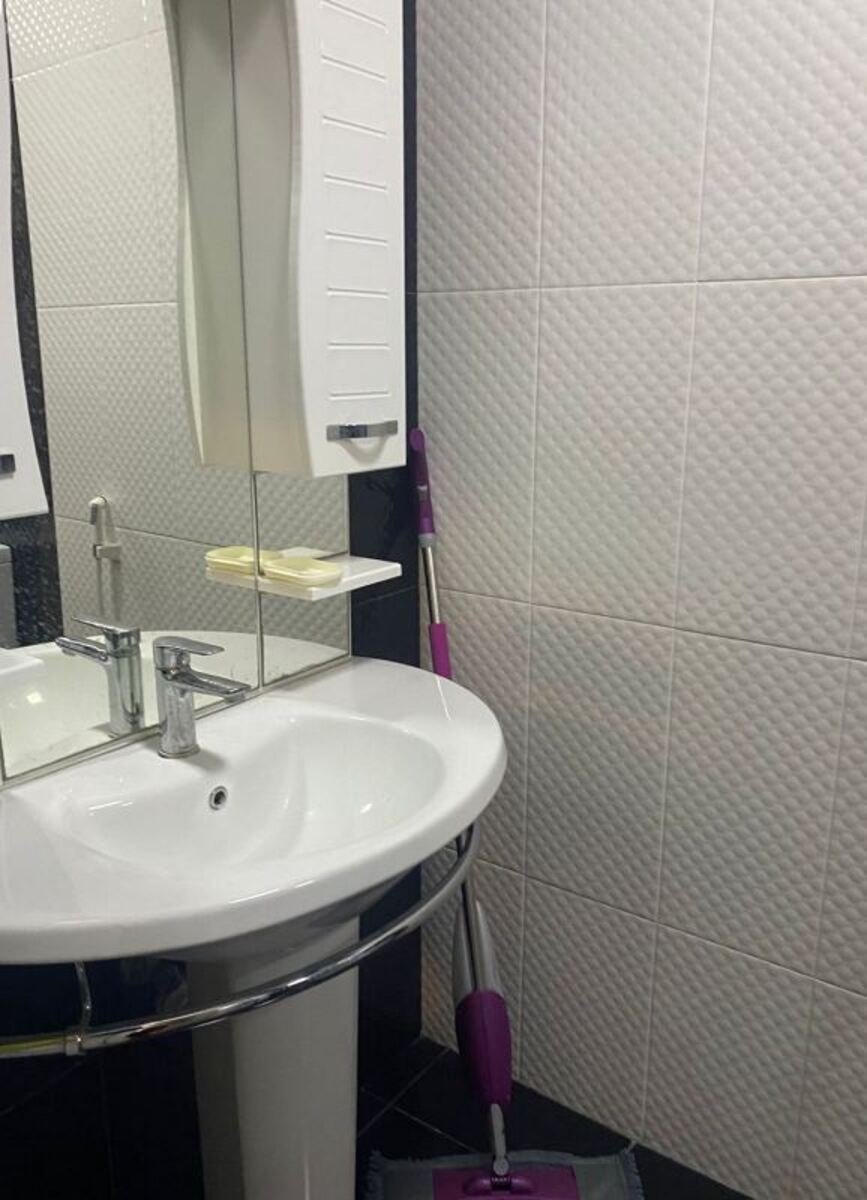 Kirayə verilir 4 otaqlı yeni tikili, 168 m², Nizami m.-14