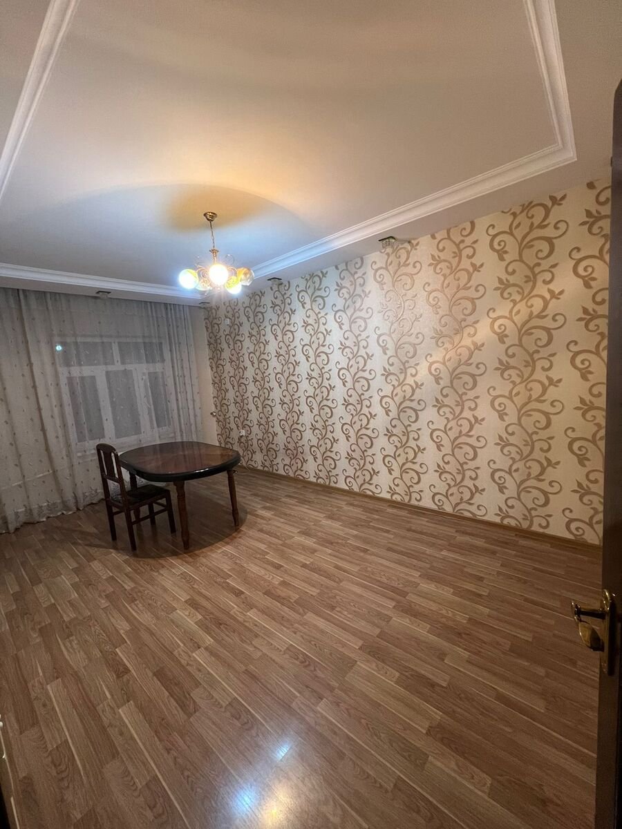 Kirayə verilir 2 otaqlı köhnə tikili, 60 m², İnşaatçılar m.-2
