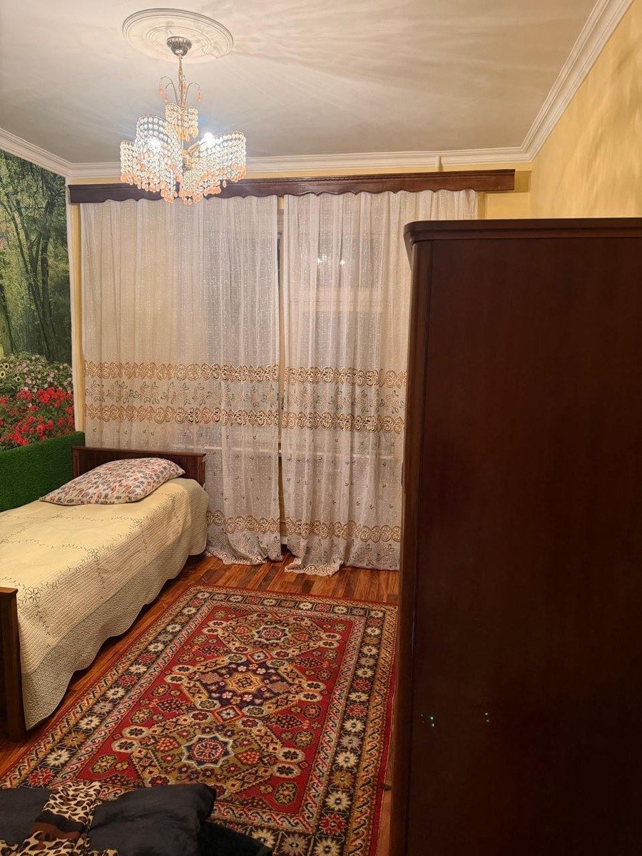 Satılır 4 otaqlı köhnə tikili, 88 m², Memar Əcəmi m.-5