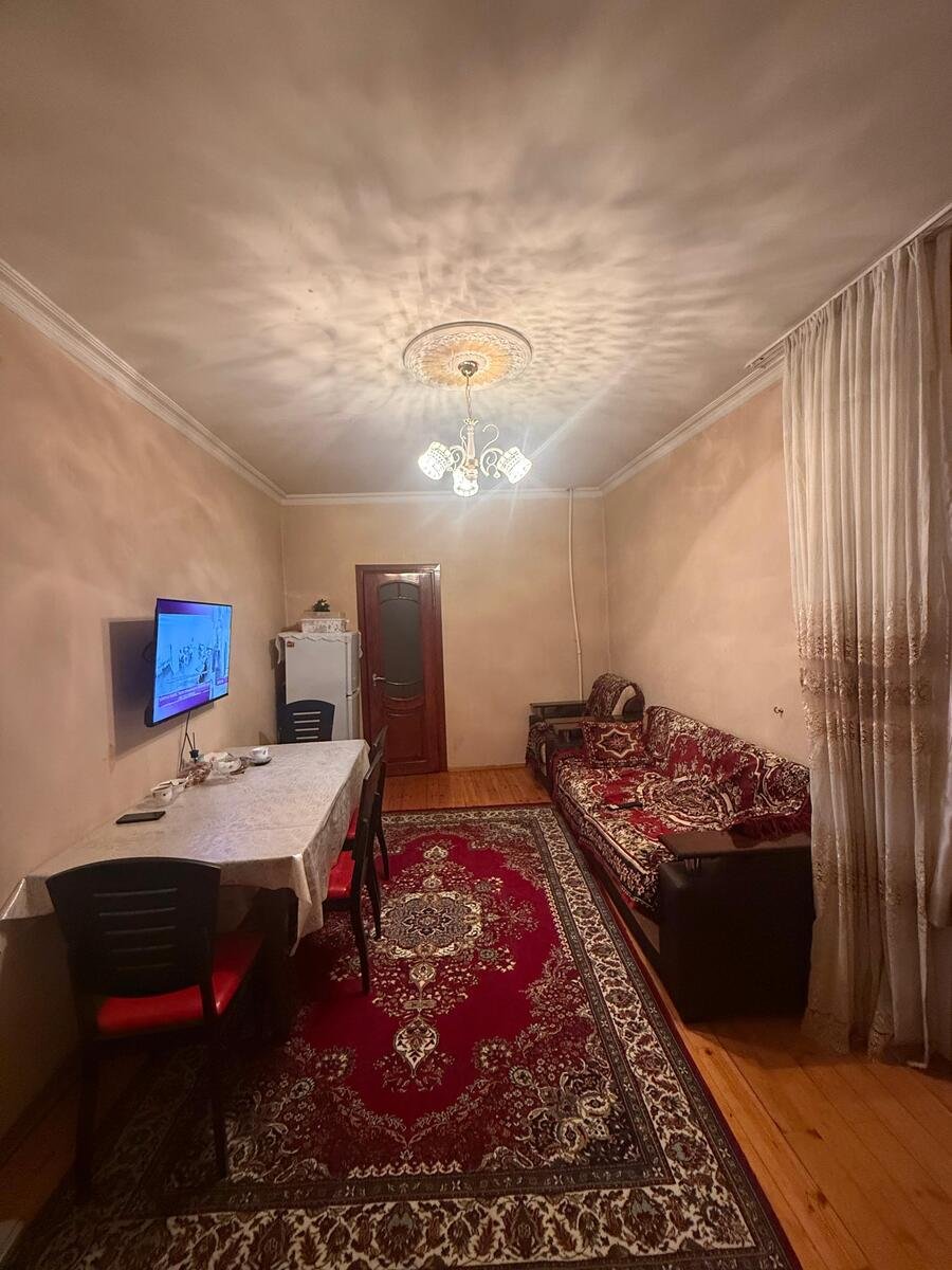 Satılır 2 otaqlı köhnə tikili, 55 m², Azadlıq Prospekti m.-3