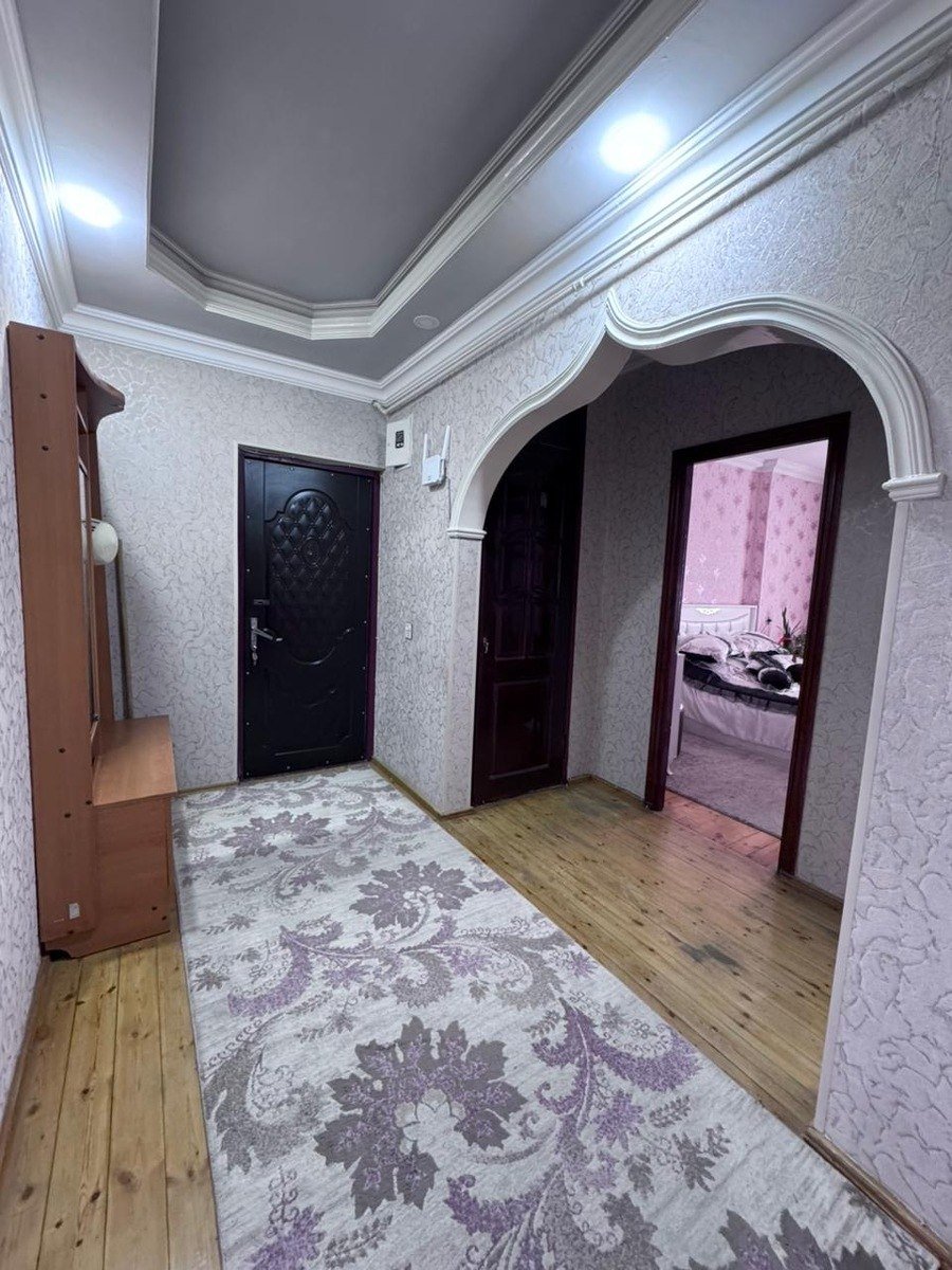 Satılır 3 otaqlı köhnə tikili, 63 m², Massiv D-11