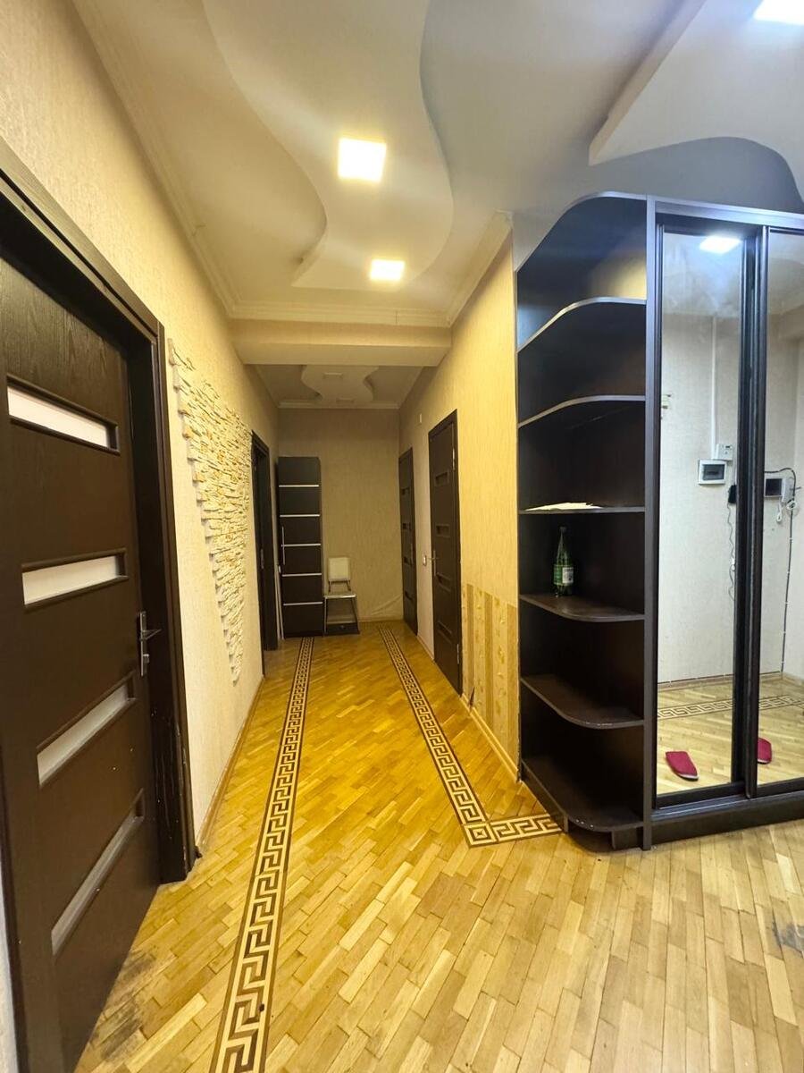 Satılır 2 otaqlı yeni tikili, 85 m², Elmlər Akademiyası m.-7