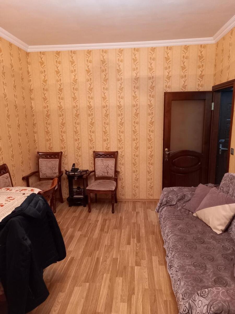 Kirayə verilir 2 otaqlı köhnə tikili, 66 m², Memar Əcəmi m.-2