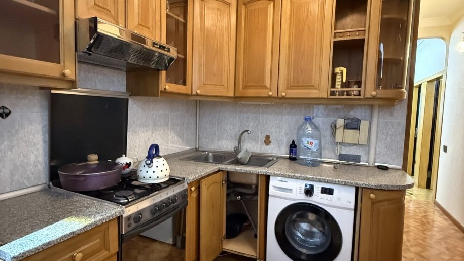 Satılır 3 otaqlı köhnə tikili, 100 m², 8 noyabr-12