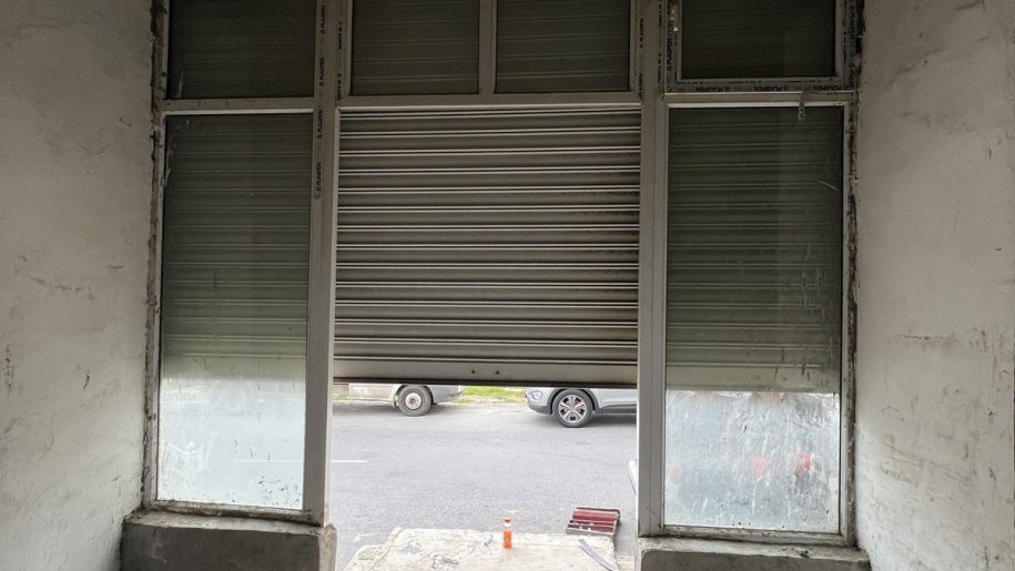 70 m<sup>2</sup> obyekt satılır, İnşaatçılar m.-1