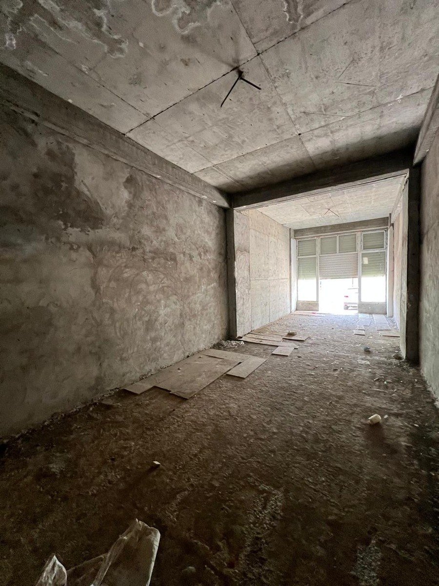 70 m<sup>2</sup> obyekt satılır, İnşaatçılar m.-7