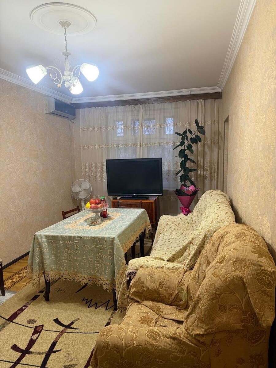 Satılır 4 otaqlı köhnə tikili, 85 m², Memar Əcəmi m.-2