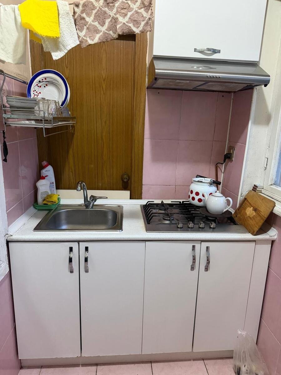 Satılır 4 otaqlı köhnə tikili, 85 m², Memar Əcəmi m.-8