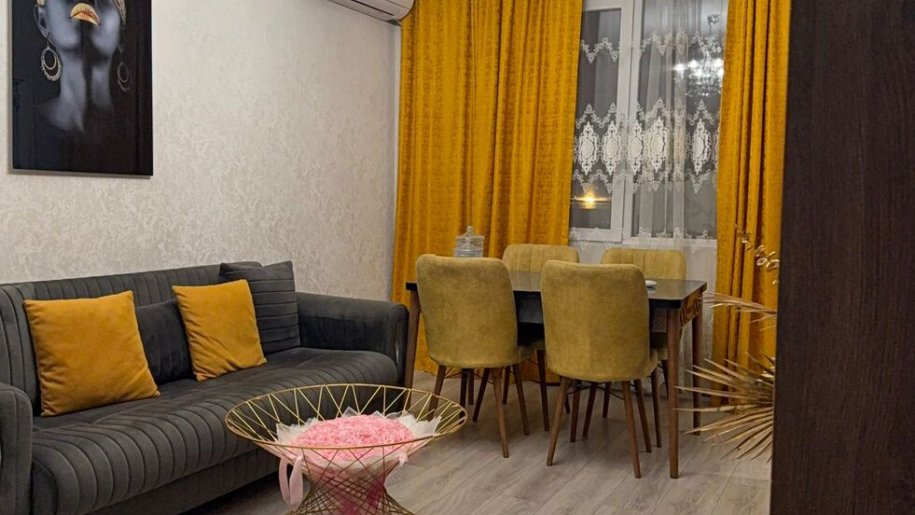 Satılır 2 otaqlı köhnə tikili, 58 m², Memar Əcəmi m.-3