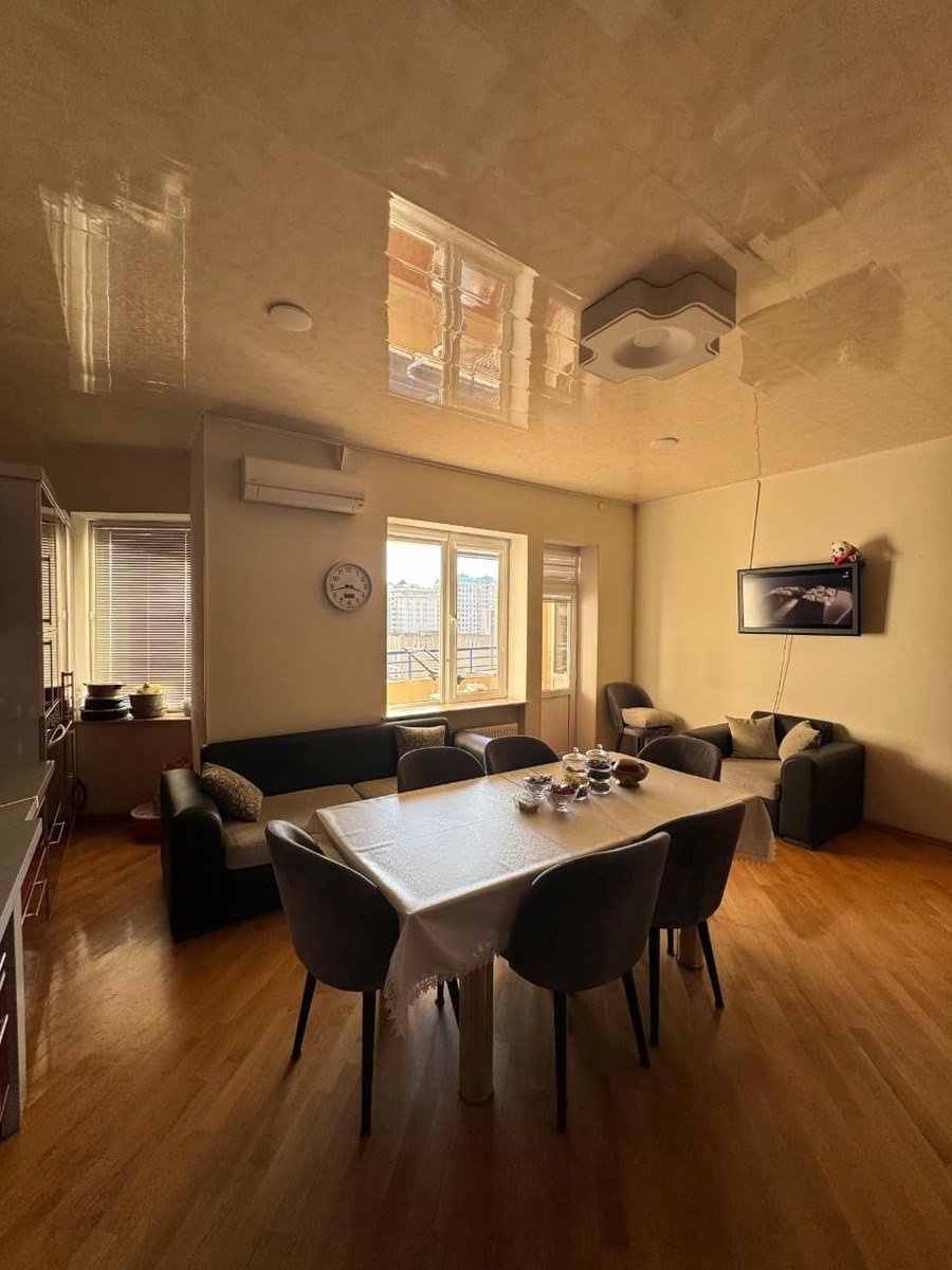 Satılır 4 otaqlı yeni tikili, 185 m², 8 noyabr-10