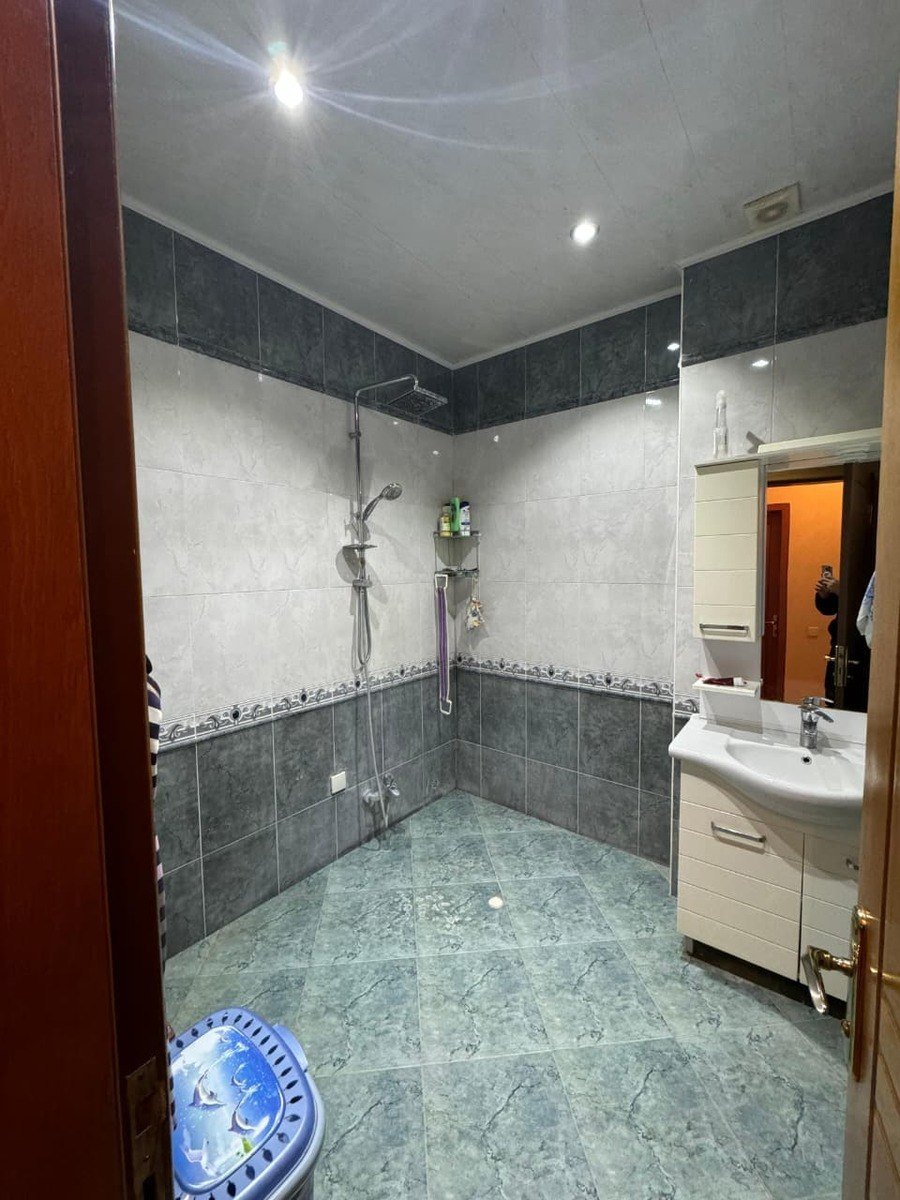 Satılır 4 otaqlı yeni tikili, 185 m², 8 noyabr-11