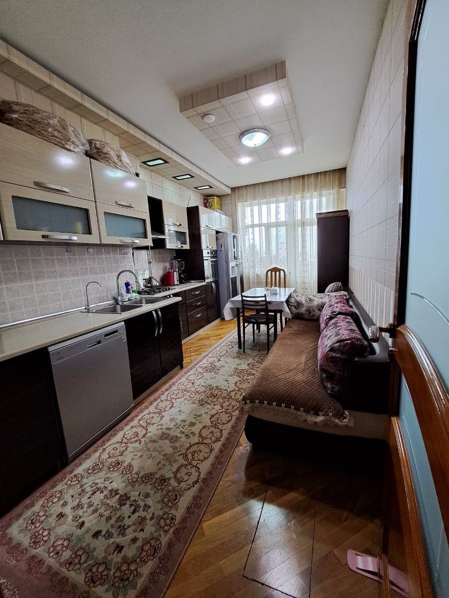 Satılır 3 otaqlı yeni tikili, 125 m², Memar Əcəmi m.-10
