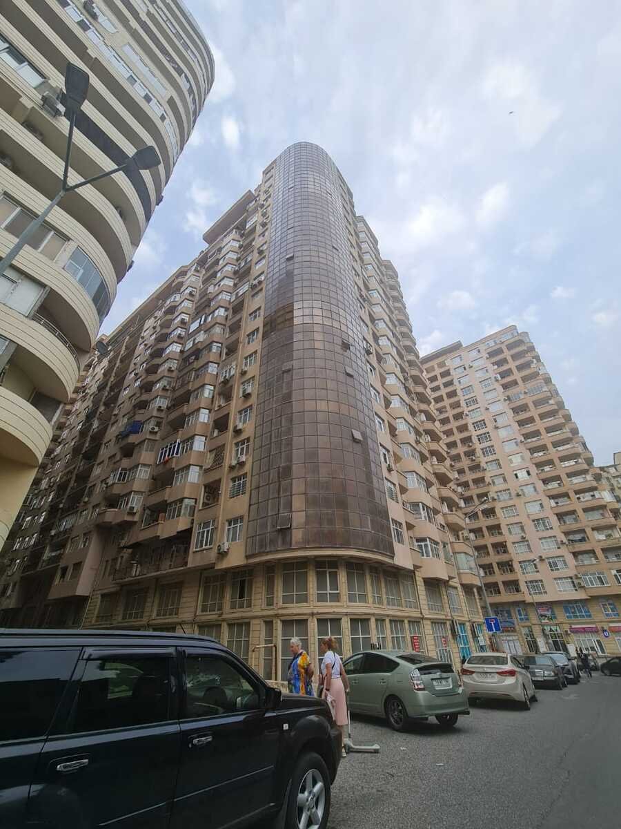 Satılır 4 otaqlı yeni tikili, 165 m², 8 noyabr-4