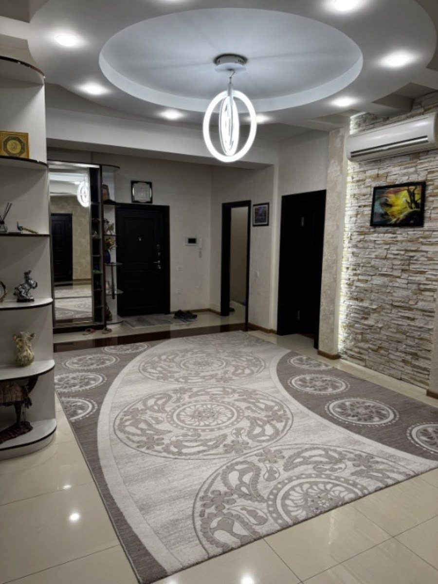 Satılır 4 otaqlı yeni tikili, 165 m², 8 noyabr-12