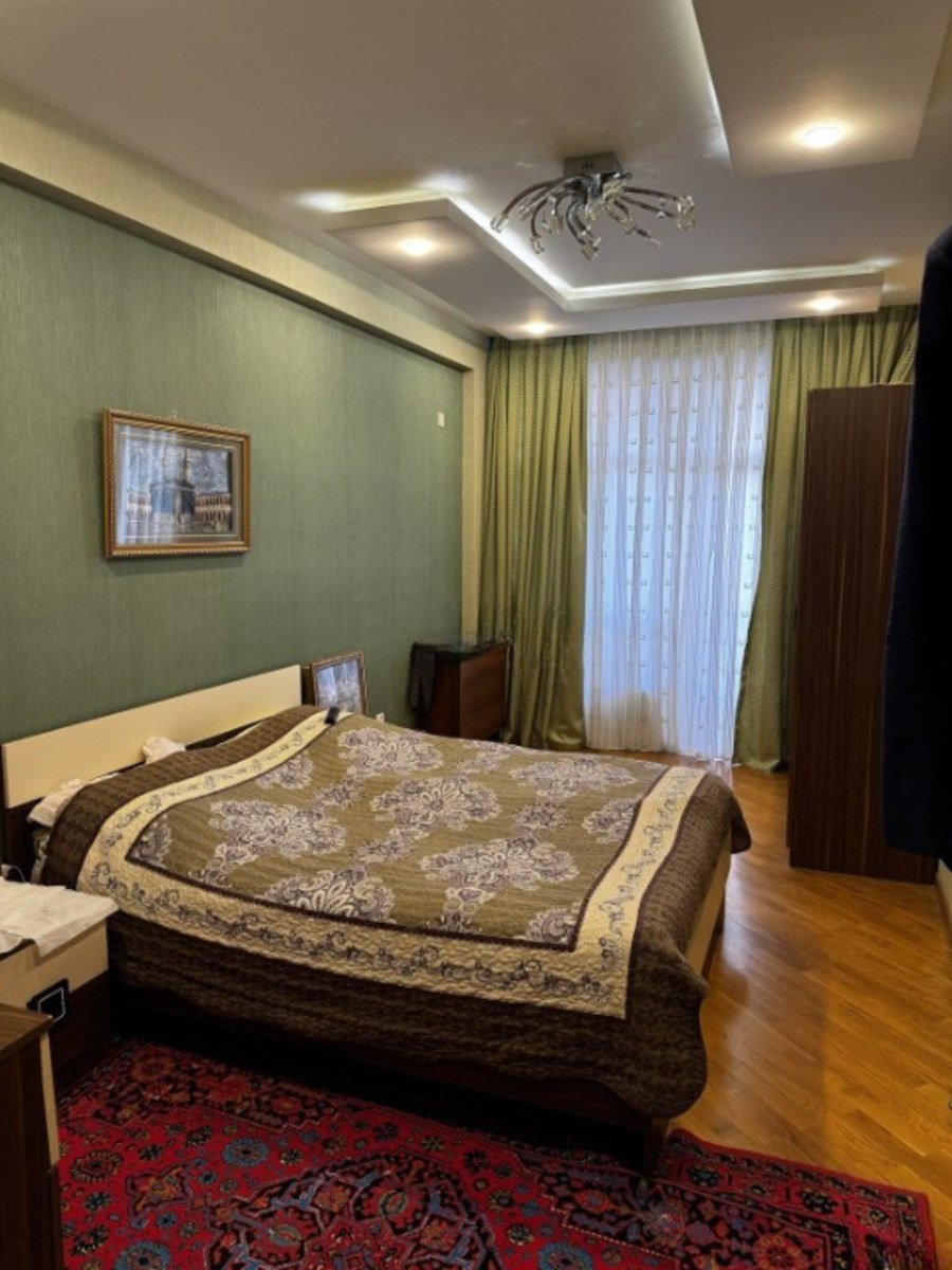 Satılır 4 otaqlı yeni tikili, 165 m², 8 noyabr-19