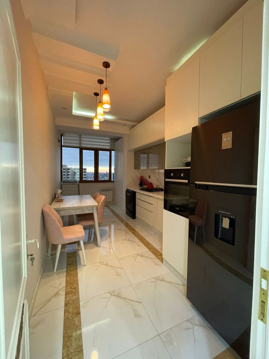 Satılır 2 otaqlı yeni tikili, 101 m², Elmlər Akademiyası m.-3