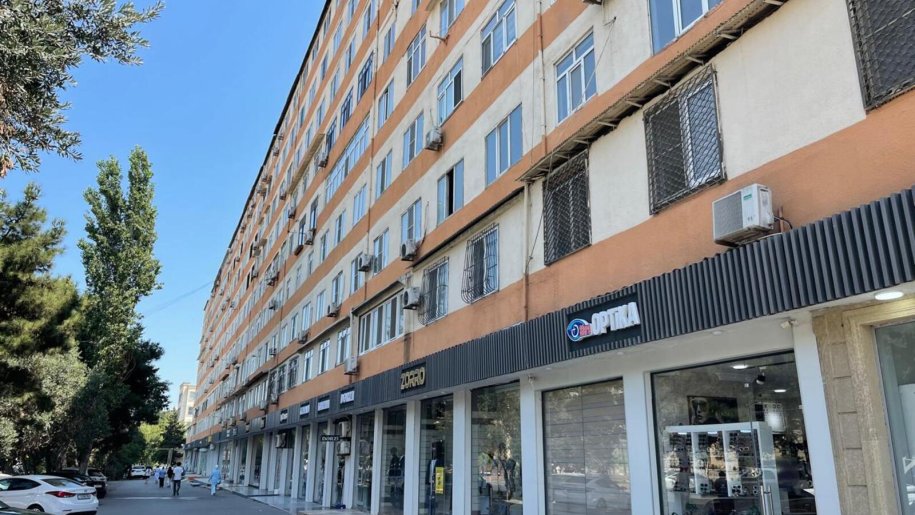 Satılır 5 otaqlı köhnə tikili, 120 m², Azadlıq Prospekti m.-1