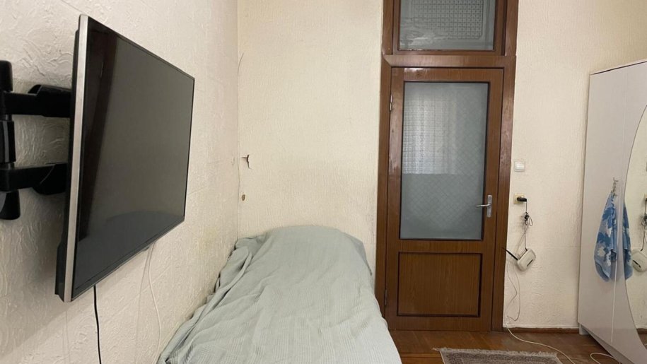 Satılır 5 otaqlı köhnə tikili, 120 m², Azadlıq Prospekti m.-9