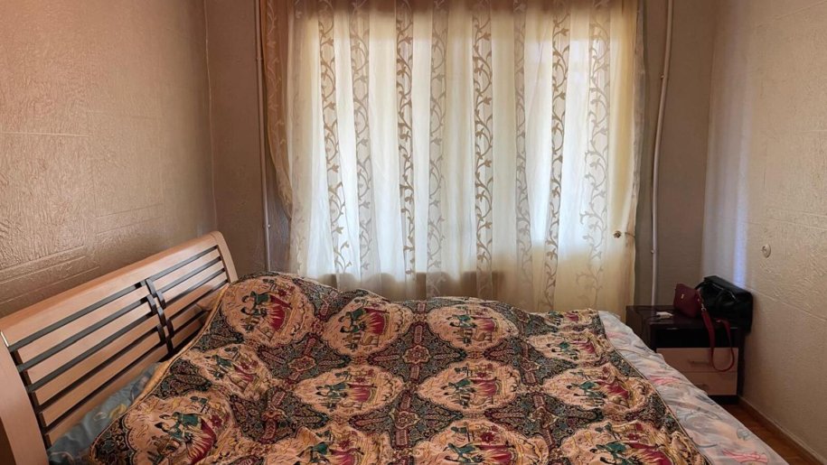 Satılır 5 otaqlı köhnə tikili, 120 m², Azadlıq Prospekti m.-27