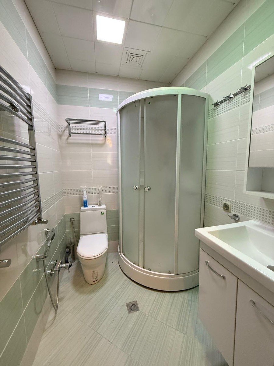 Satılır 5 otaqlı yeni tikili, 202 m², Elmlər Akademiyası m.-17