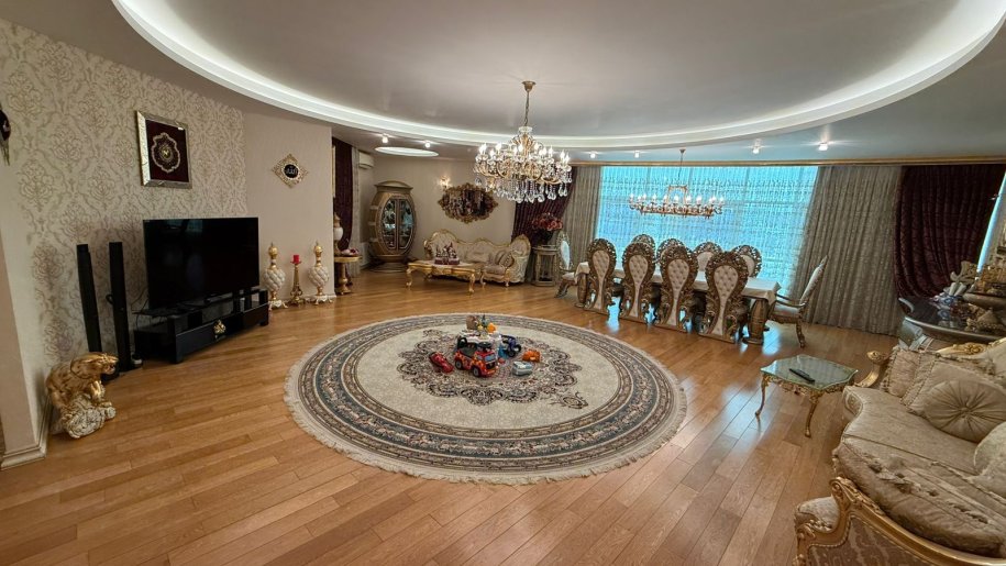 Satılır 4 otaqlı yeni tikili, 235 m², Nizami m.-3