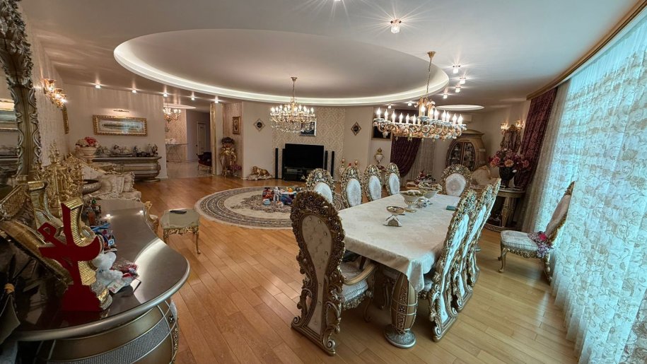 Satılır 4 otaqlı yeni tikili, 235 m², Nizami m.-4