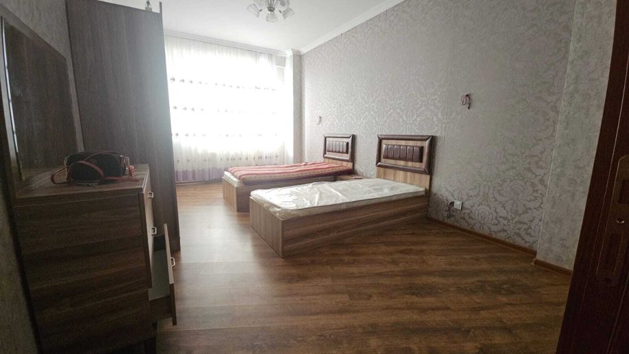 Kirayə verilir 3 otaqlı yeni tikili, 135 m², Həzi Aslanov m.-4