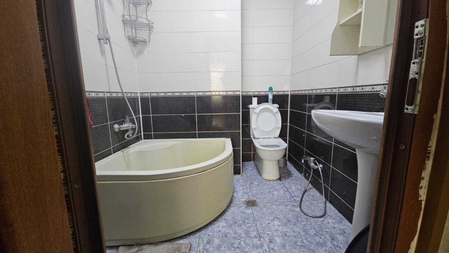 Kirayə verilir 3 otaqlı yeni tikili, 135 m², Həzi Aslanov m.-8