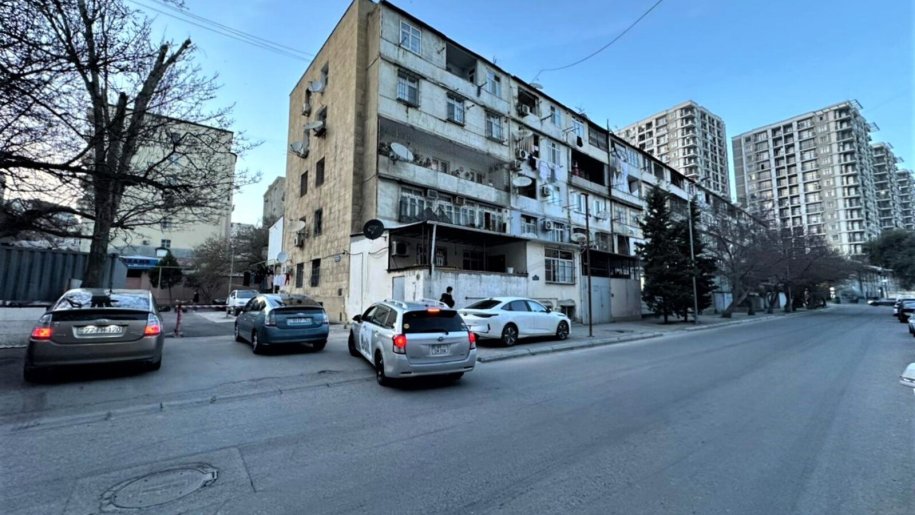 Satılır 3 otaqlı köhnə tikili, 60 m², Nəriman Nərimanov m.-1