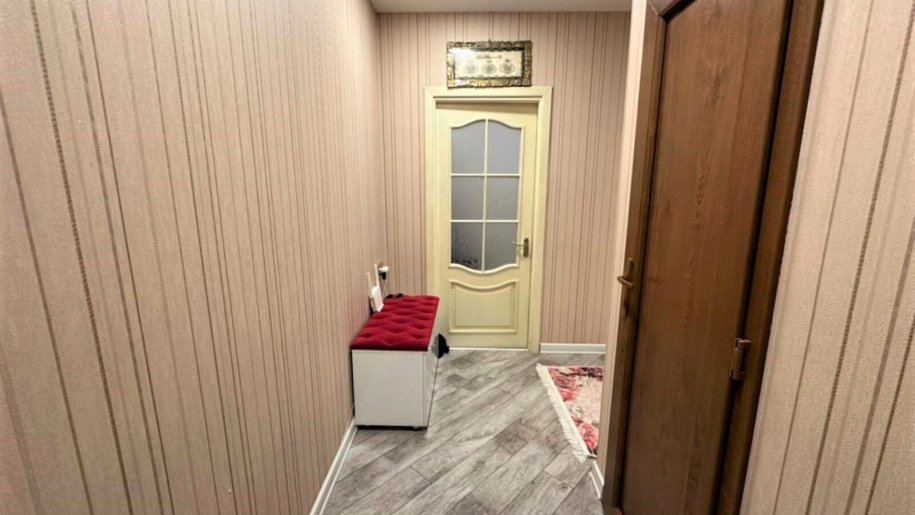 Satılır 3 otaqlı köhnə tikili, 60 m², Nəriman Nərimanov m.-7