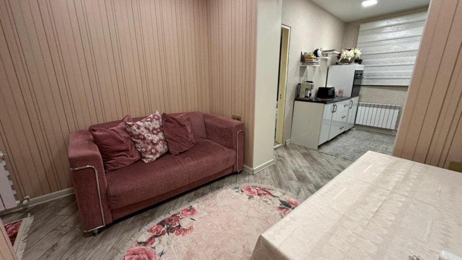 Satılır 3 otaqlı köhnə tikili, 60 m², Nəriman Nərimanov m.-8