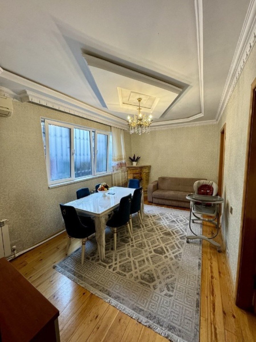 Kirayə verilir 3 otaqlı köhnə tikili, 77 m², 28 May m.-1