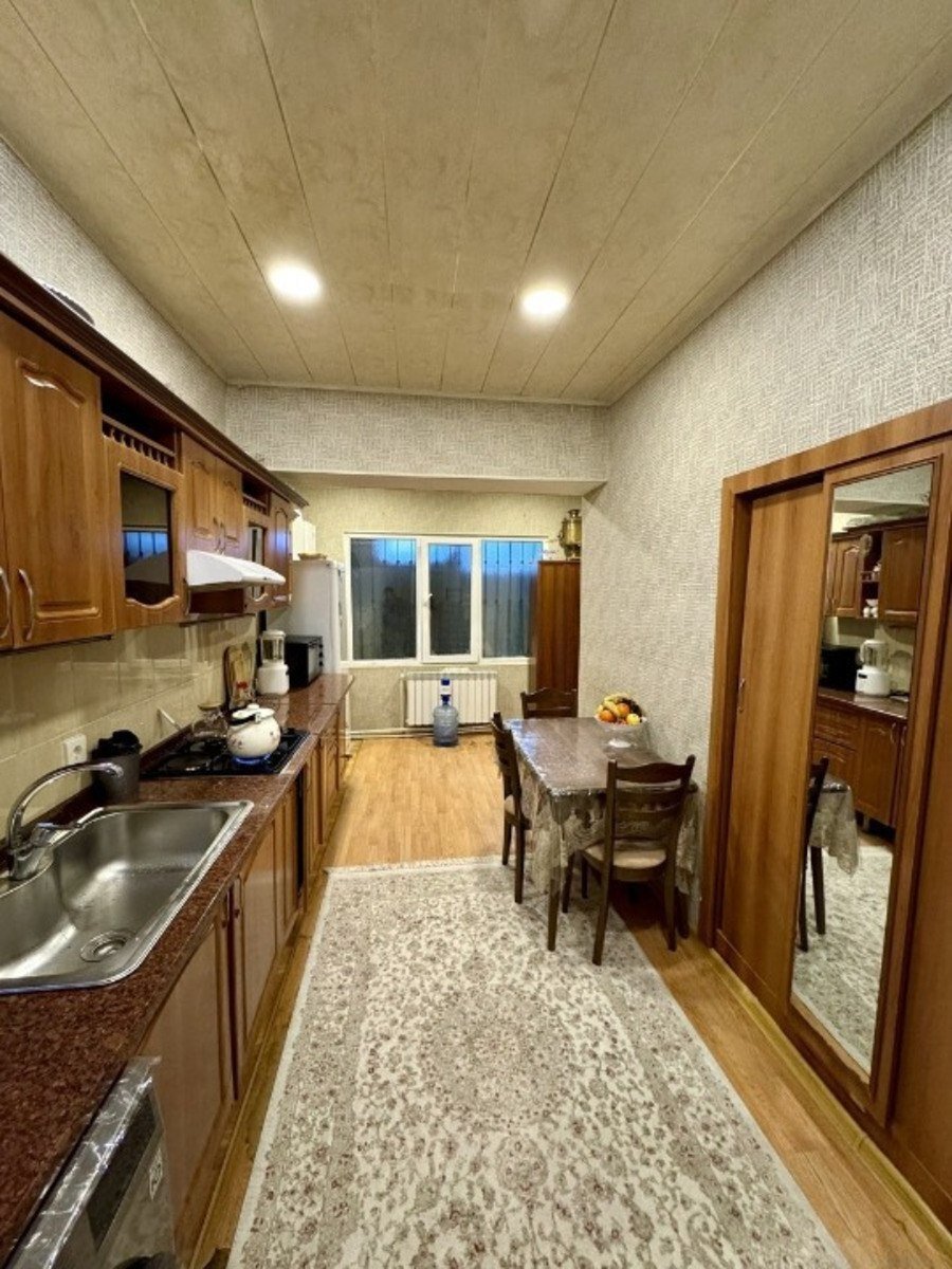 Kirayə verilir 3 otaqlı köhnə tikili, 77 m², 28 May m.-8