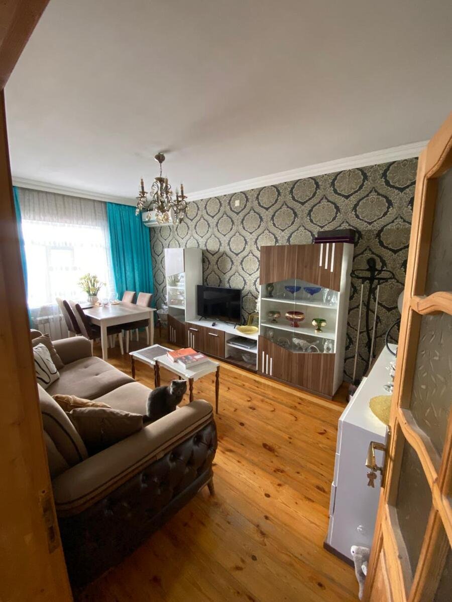 Satılır 2 otaqlı köhnə tikili, 52 m², Hövsan-10