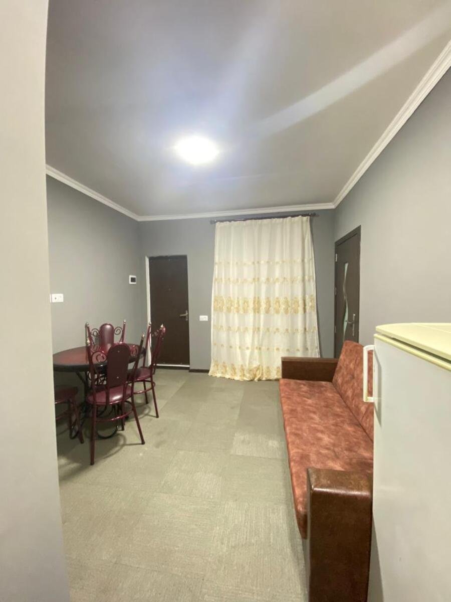 Kirayə verilir 2 otaqlı köhnə tikili, 40 m², Elmlər Akademiyası m.-4