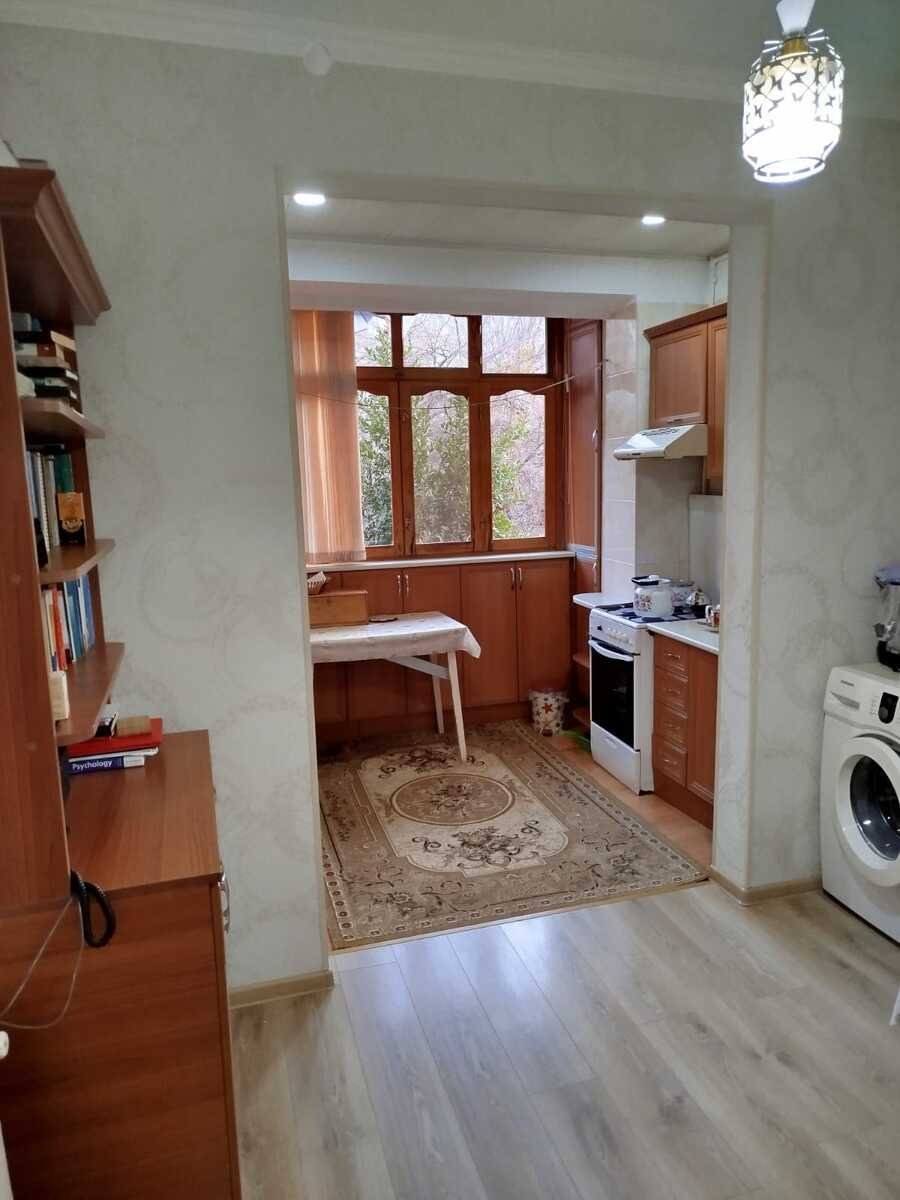 Satılır 2 otaqlı köhnə tikili, 67 m², Həzi Aslanov m.-1