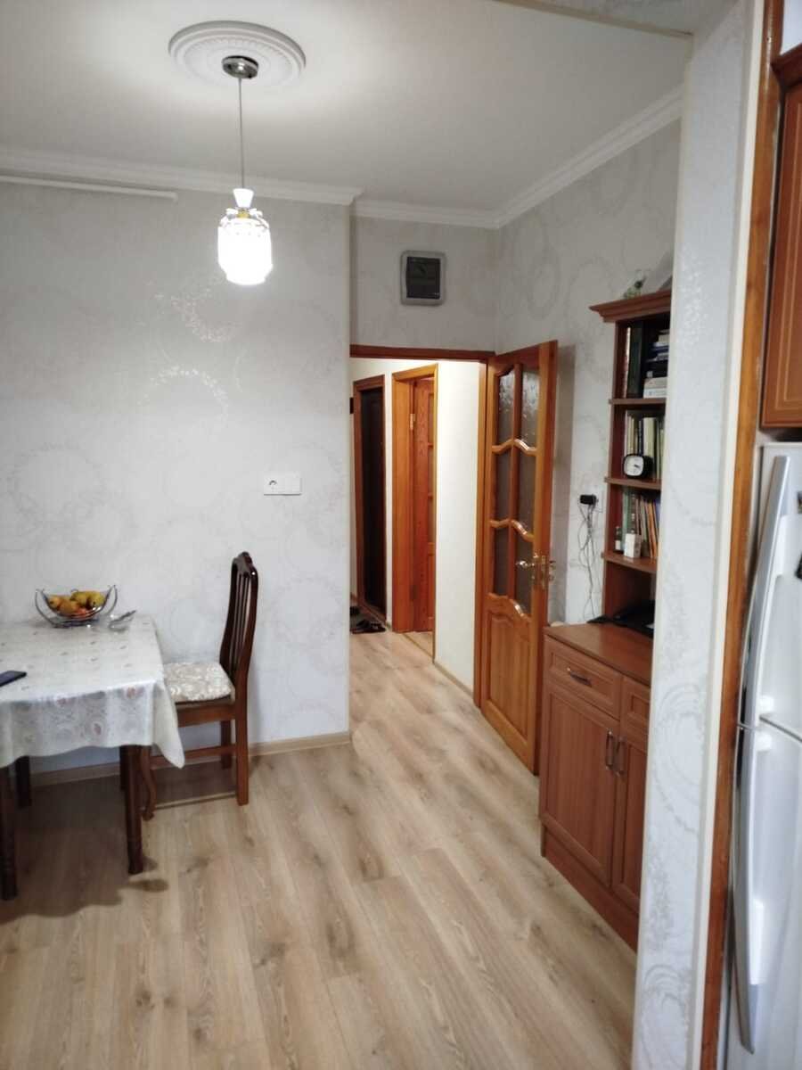 Satılır 2 otaqlı köhnə tikili, 67 m², Həzi Aslanov m.-4