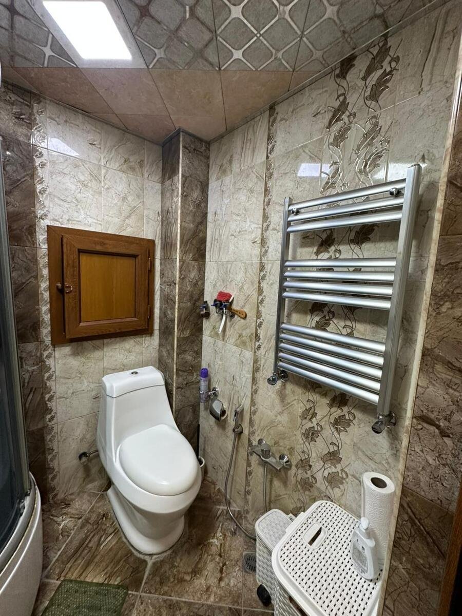 Satılır 3 otaqlı köhnə tikili, 70 m², Elmlər Akademiyası m.-10