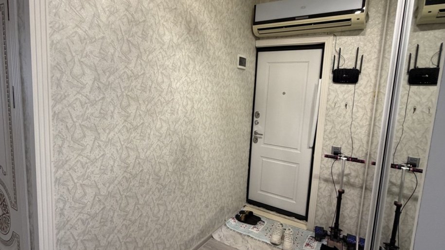 Satılır 3 otaqlı köhnə tikili, 70 m², Azadlıq Prospekti m.-2