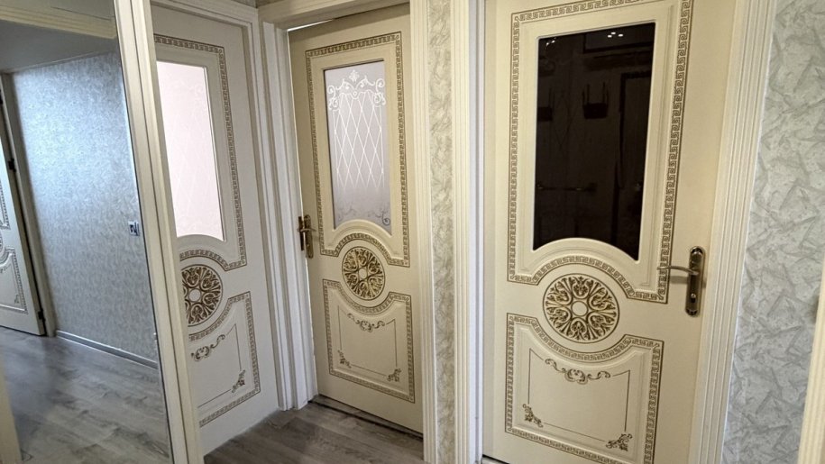 Satılır 3 otaqlı köhnə tikili, 70 m², Azadlıq Prospekti m.-3