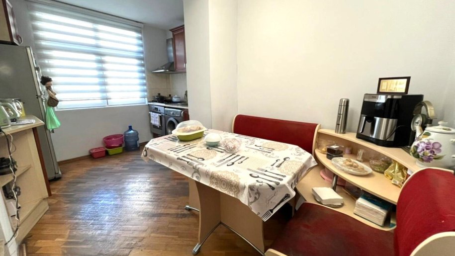 Satılır 3 otaqlı köhnə tikili, 80 m², Gənclik m.-12