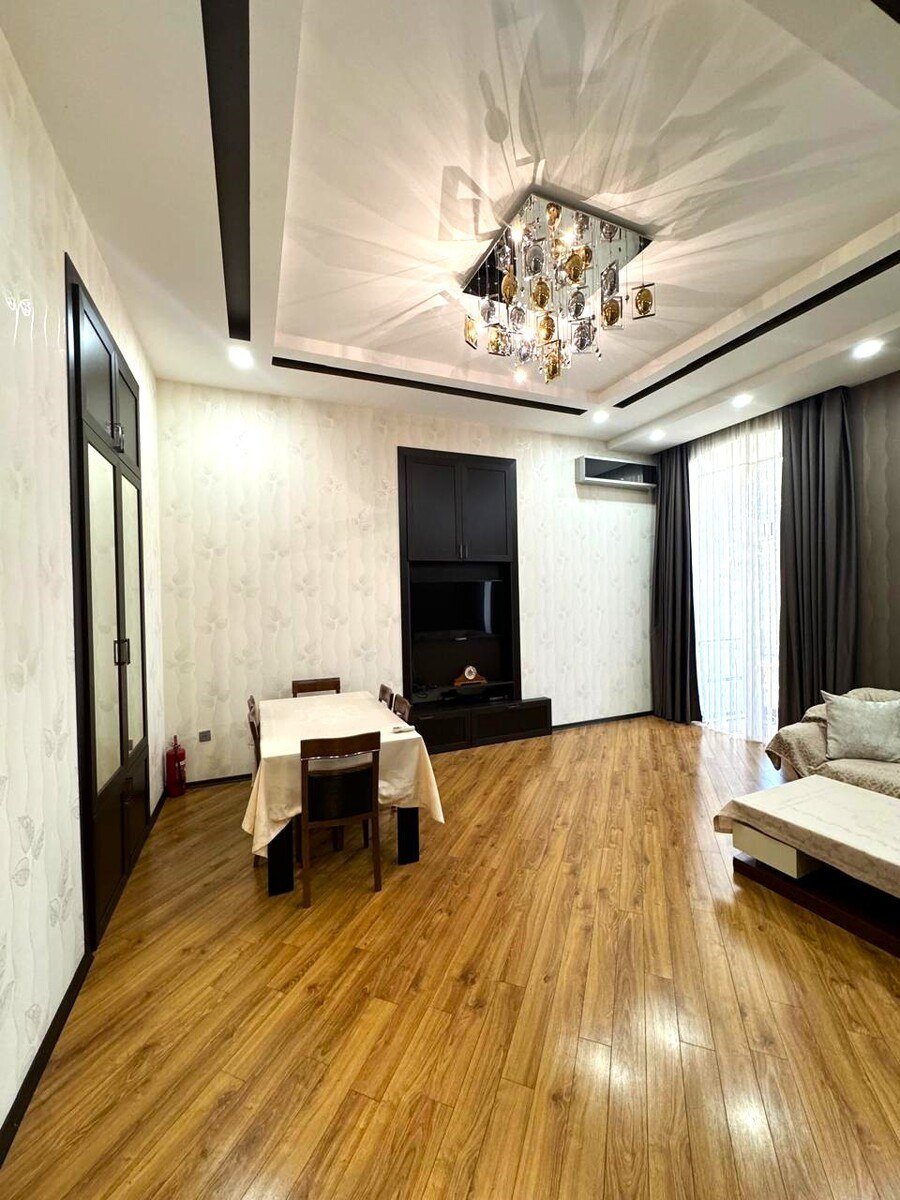 Kirayə verilir 3 otaqlı köhnə tikili, 120 m², İçərişəhər m.-2