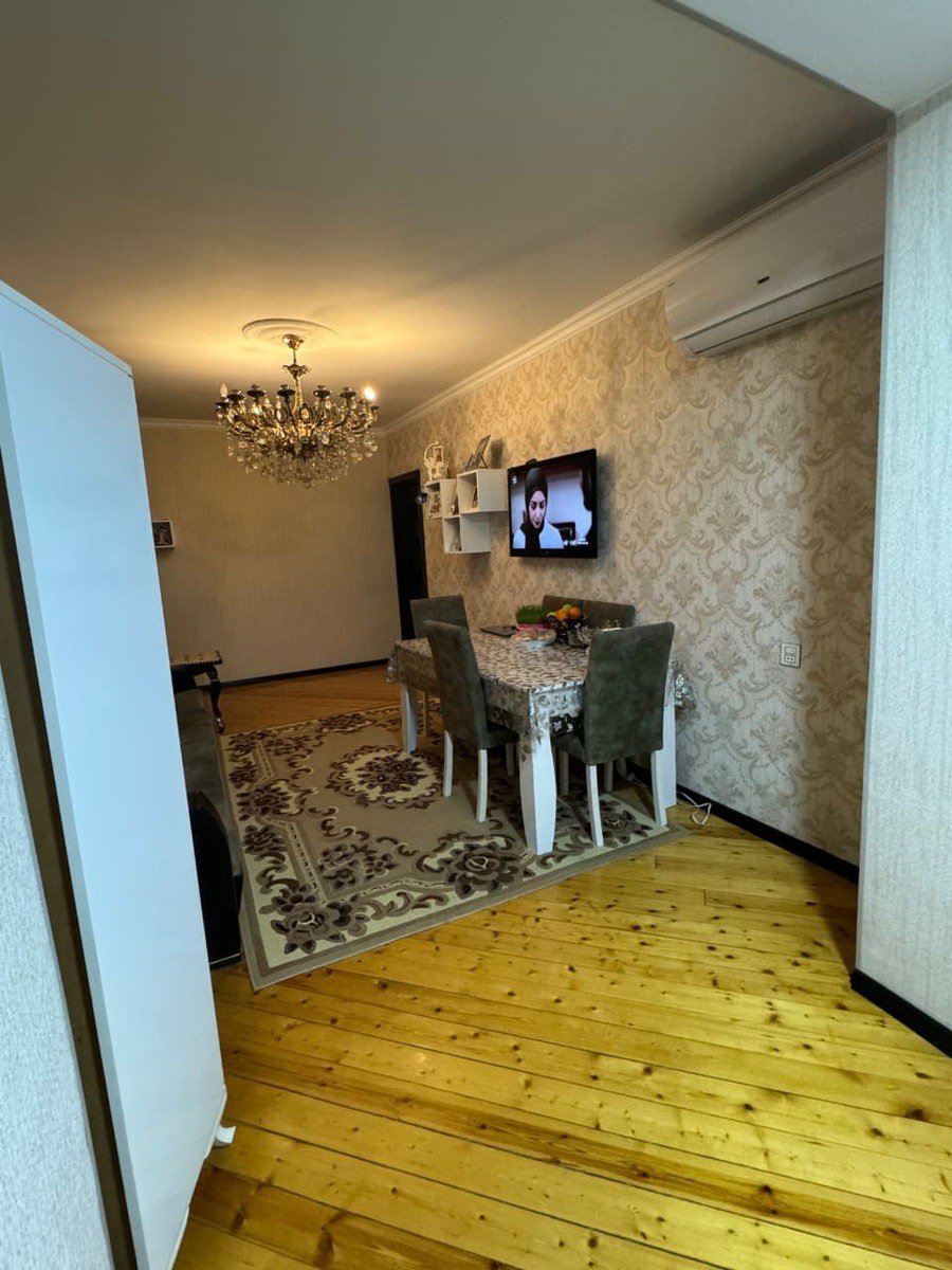 Satılır 3 otaqlı köhnə tikili, 63 m², Qaraçuxur-1