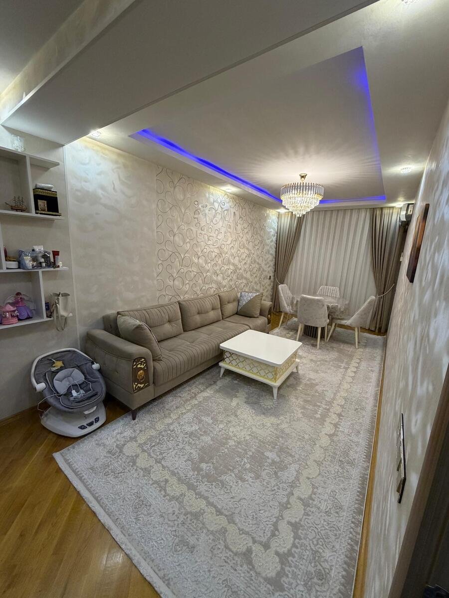 Satılır 2 otaqlı yeni tikili, 78 m², İnşaatçılar m.-2
