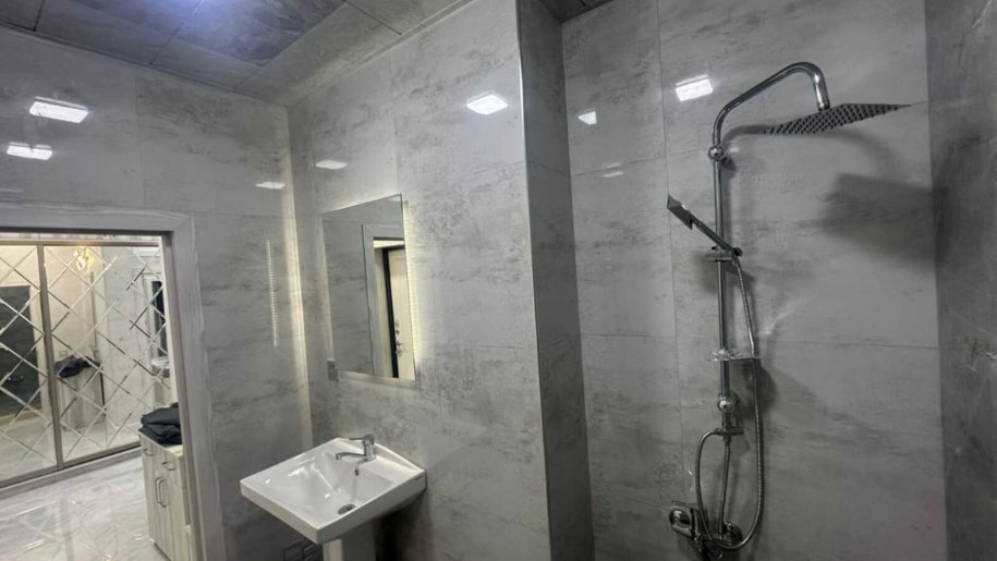Satılır 3 otaqlı yeni tikili, 109 m², Qara Qarayev m.-8