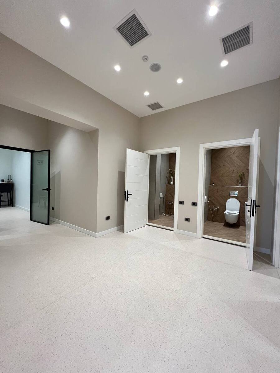 270 m<sup>2</sup> ofis icarəyə verilir, Elmlər Akademiyası m.-18