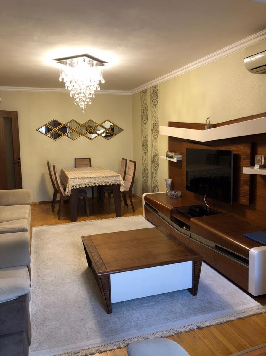 Satılır 3 otaqlı köhnə tikili, 90 m², Xətai m.-2