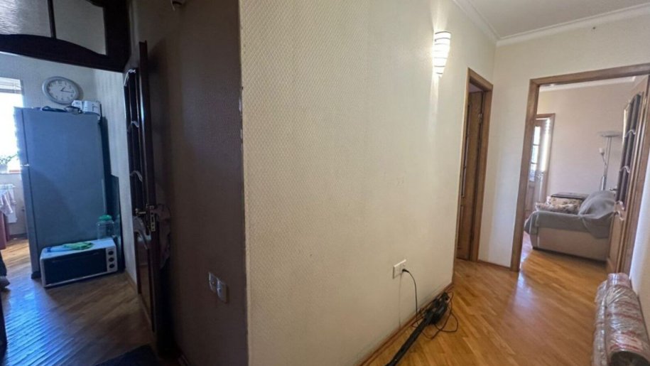 Satılır 2 otaqlı köhnə tikili, 70 m², Nizami m.-12