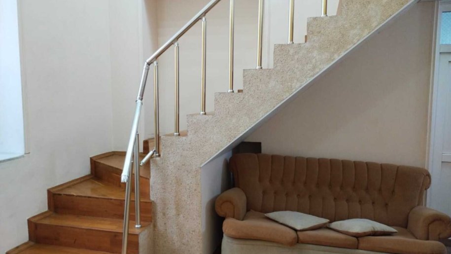 65 m<sup>2</sup> ofis satılır, İçərişəhər m.-6